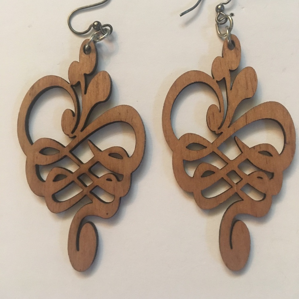 Brown wood dangling earrings. Very Lightweight!!!!